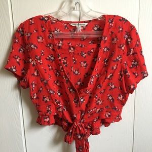 AEO Two Piece Crop Top & Short, M